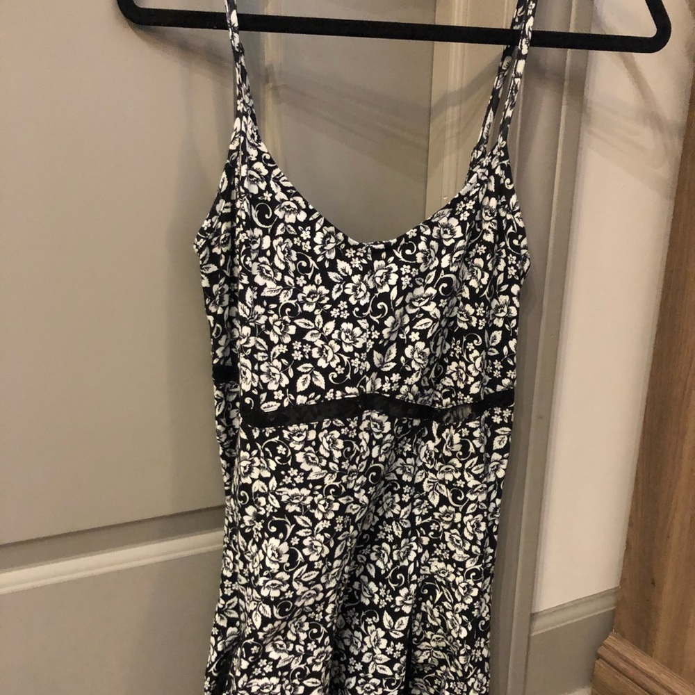 Floral mini dress with lace detail